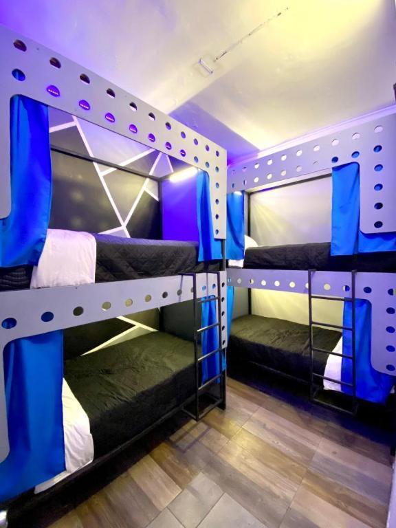 Roomies Hostel Centro Medico เม็กซิโกซิตี้ ภายนอก รูปภาพ