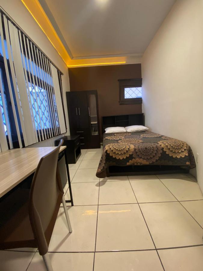 Roomies Hostel Centro Medico เม็กซิโกซิตี้ ภายนอก รูปภาพ