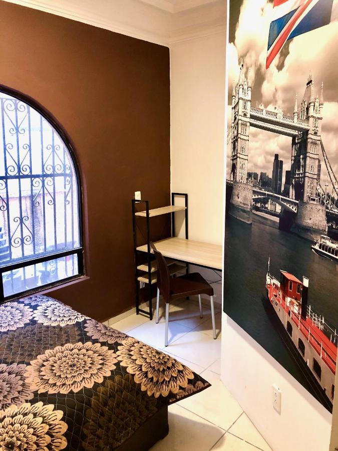 Roomies Hostel Centro Medico เม็กซิโกซิตี้ ภายนอก รูปภาพ