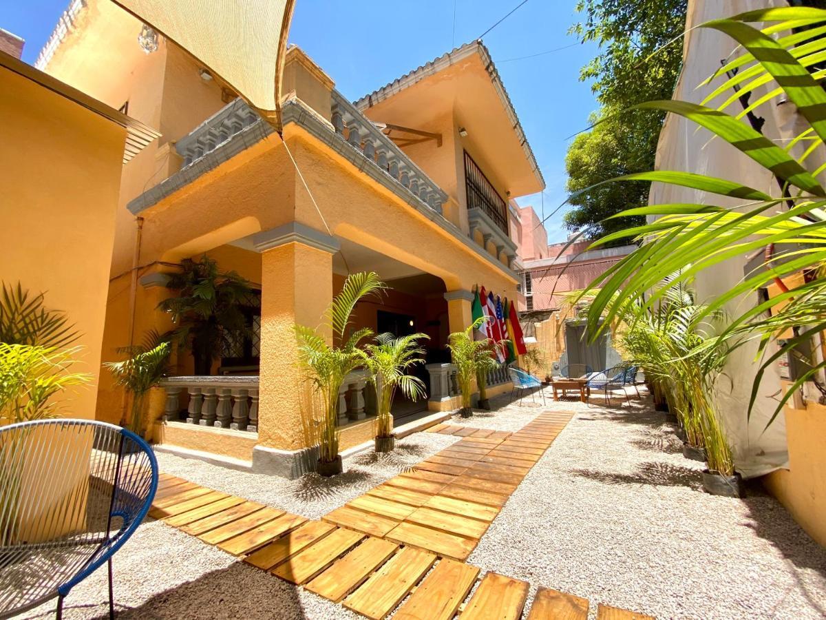 Roomies Hostel Centro Medico เม็กซิโกซิตี้ ภายนอก รูปภาพ